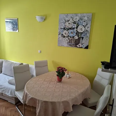 Romano Apartments Guest house *