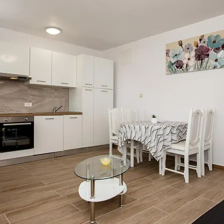 Romano Apartments