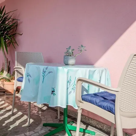 Guest house Romano Apartments