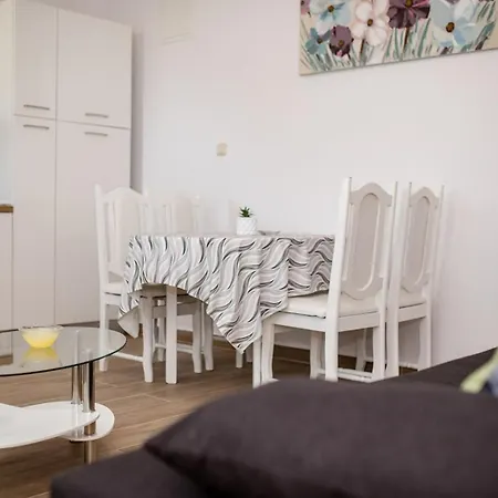 Romano Apartments Palit